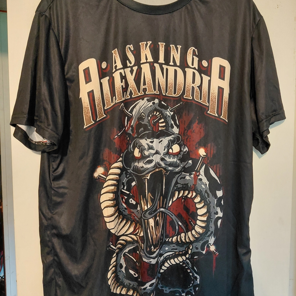 Black Graphic Tee